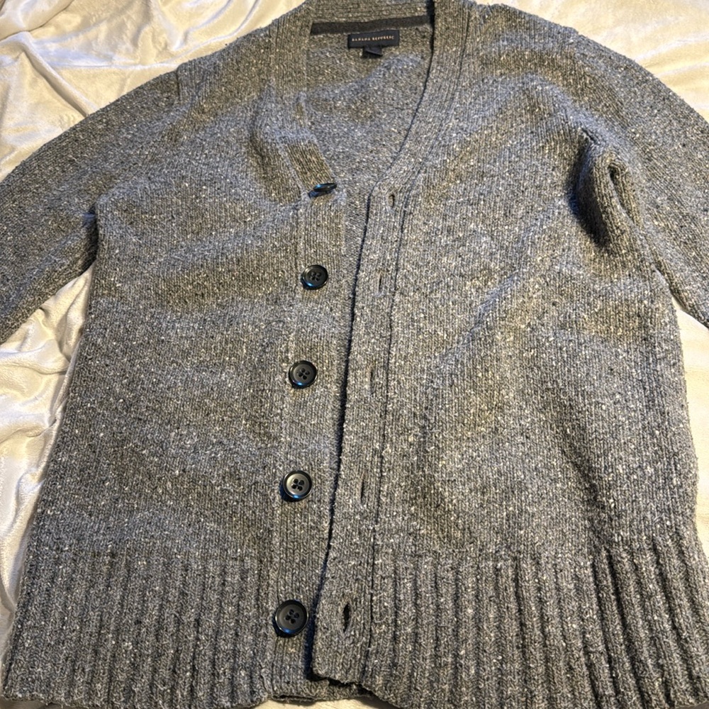 Banana Republic Grey Cardigan Unisex  Size M